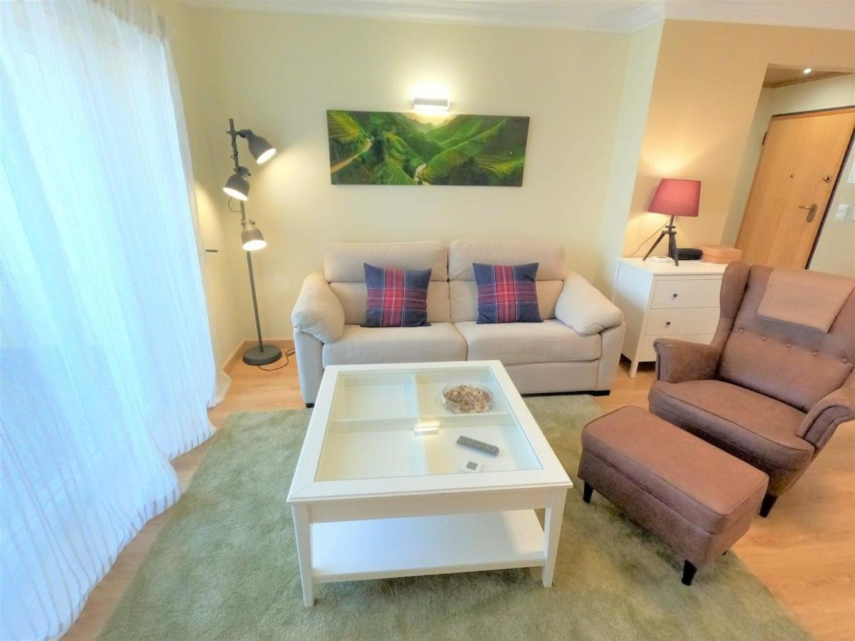 Carnaxide Modern T1 Apartment W Balcony In Carnaxide Oeiras Lisbon 外观 照片