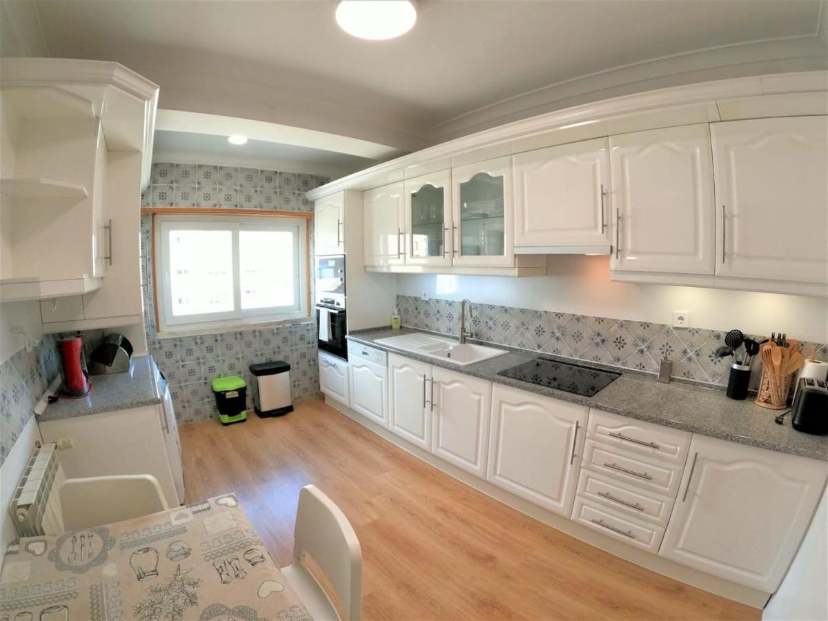 Carnaxide Modern T1 Apartment W Balcony In Carnaxide Oeiras Lisbon 外观 照片