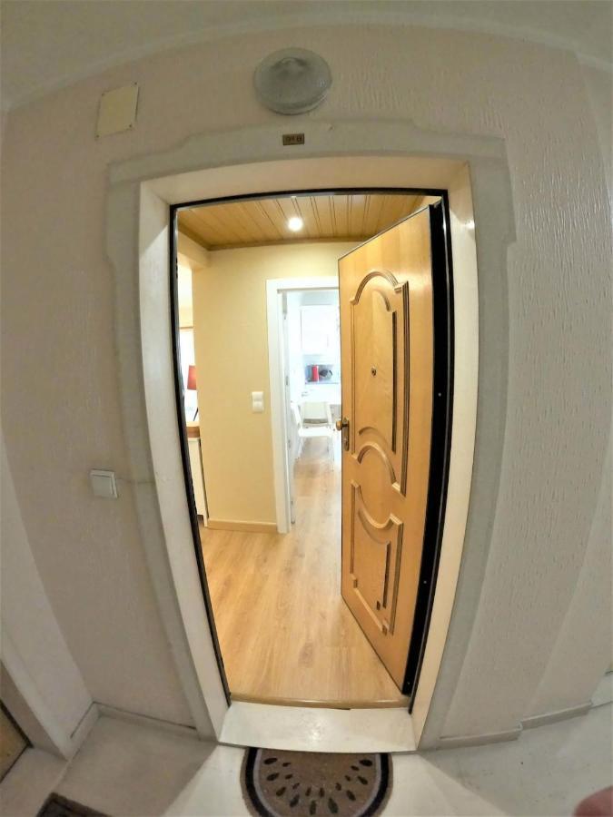 Carnaxide Modern T1 Apartment W Balcony In Carnaxide Oeiras Lisbon 外观 照片